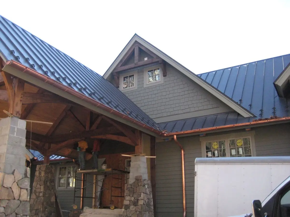 Craftsman Roofing team delivering quality roofing work in Cox Heights